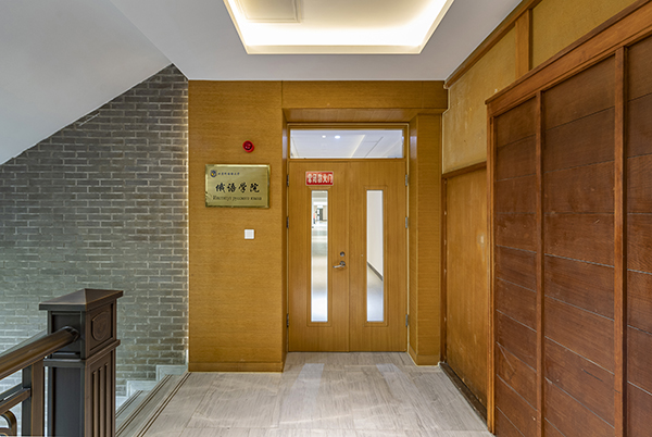 1629971432280000392.jpg 俄语学院.jpg