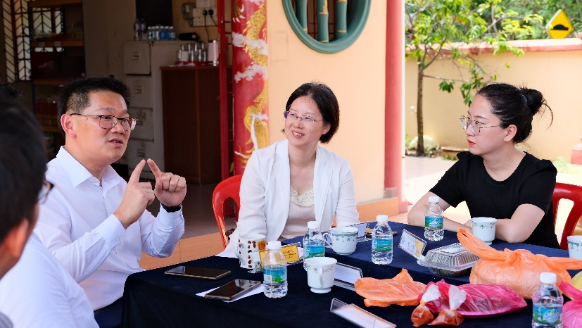 BFSU, 17 mainland universities co-host presidents forum with HKBU