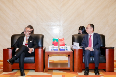 BFSU, 17 mainland universities co-host presidents forum with HKBU