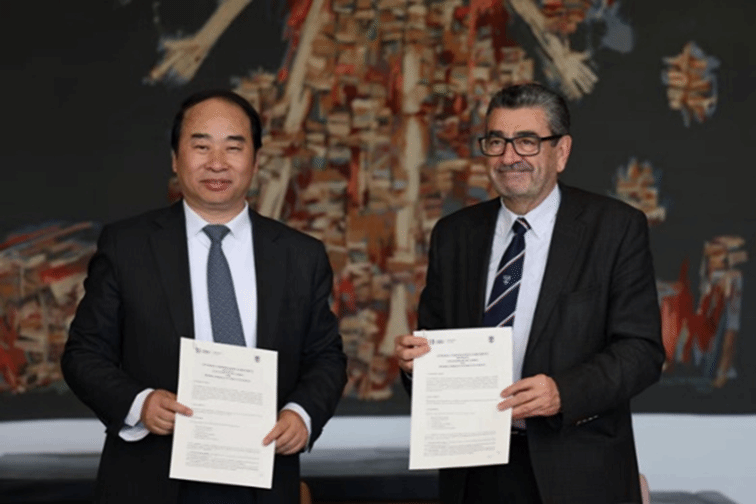 BFSU, 17 mainland universities co-host presidents forum with HKBU